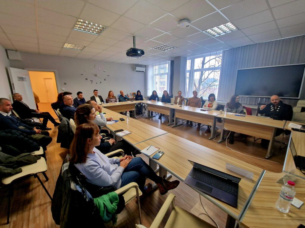 The leading ESG experts from denkstatt train Ruse businesses in partnership with RTIK 20231212 101640