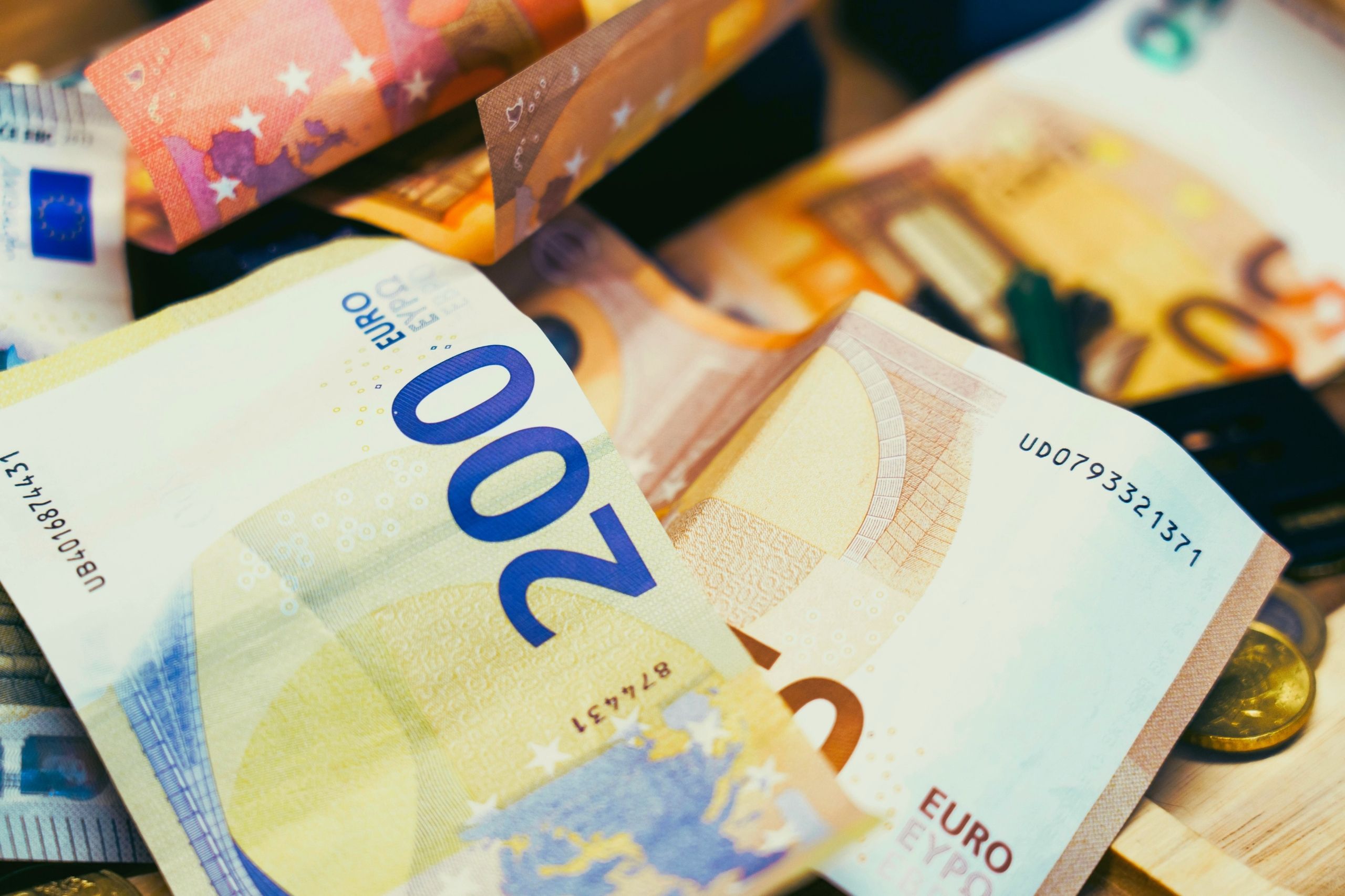 CURRENCY EXCHANGE EURO