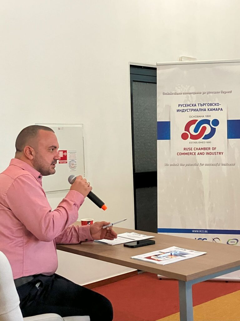 Current opportunities for financing and growth of innovative companies were discussed at a conference organized by RTIK IMG 6453